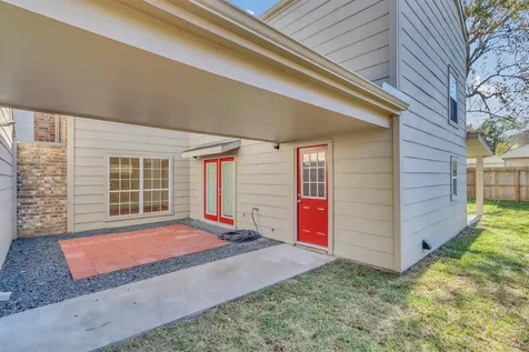 13911 Piping Rock Lane Houston TX 77077