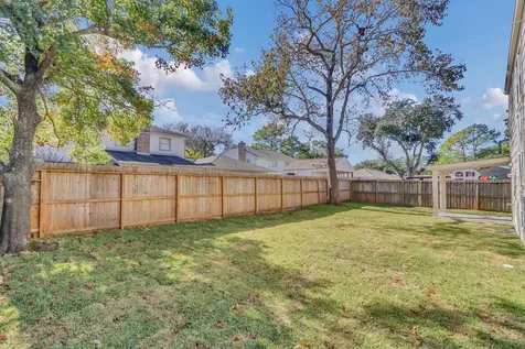 13911 Piping Rock Lane Houston TX 77077