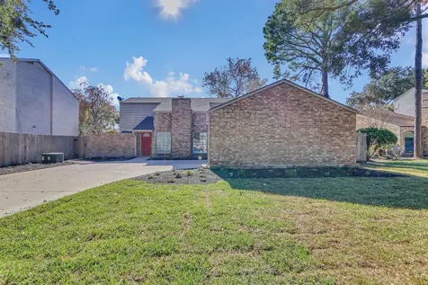 13911 Piping Rock Lane Houston TX 77077