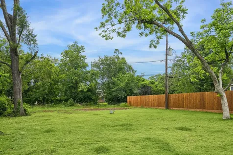 1314 W 31st Street Houston TX 77018