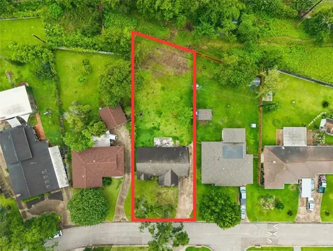 1314 W 31st Street Houston TX 77018