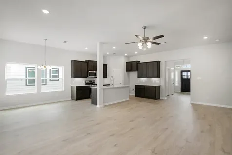 4333 Ellison Street Bay City TX 77414