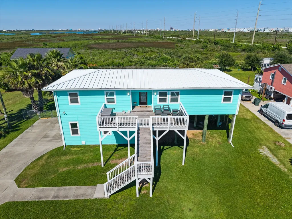 3527 9 Mile Road Galveston TX 77554