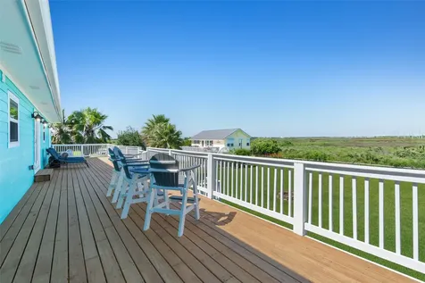 3527 9 Mile Road Galveston TX 77554