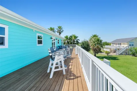 3527 9 Mile Road Galveston TX 77554