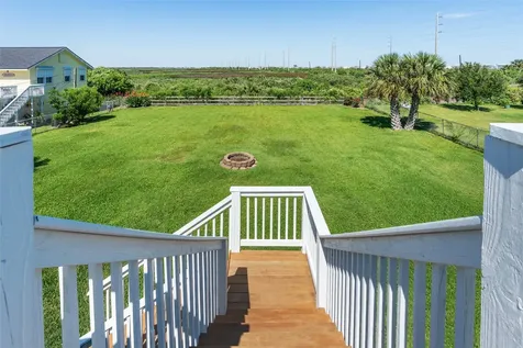 3527 9 Mile Road Galveston TX 77554