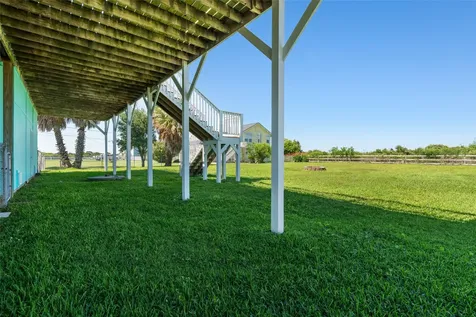 3527 9 Mile Road Galveston TX 77554