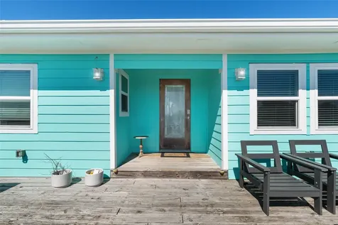 3527 9 Mile Road Galveston TX 77554