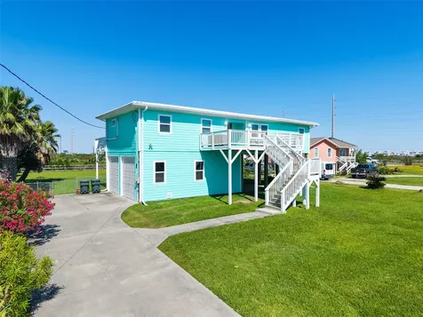 3527 9 Mile Road Galveston TX 77554