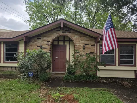 2638 Pine Village Drive Houston TX 77080