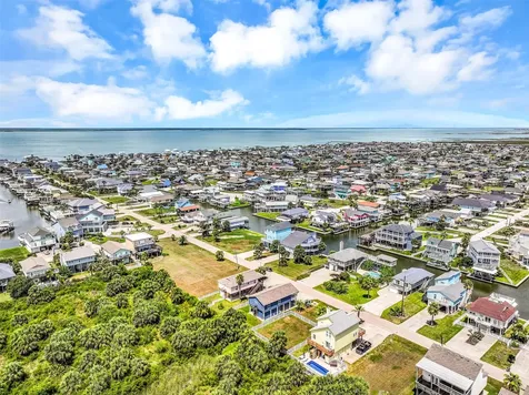 4126 Nueces Drive Galveston TX 77554