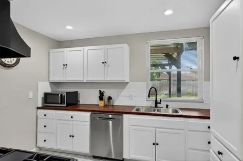 3863 Arbor Street Houston TX 77004