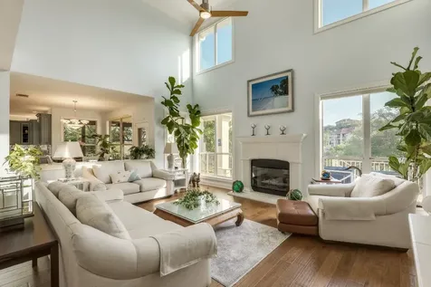 4315 Lago Viento Austin TX 78734