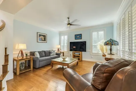 4315 Lago Viento Austin TX 78734