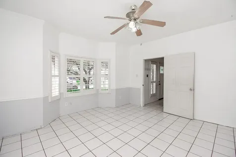 4311 Glen Avon Drive Pasadena TX 77505