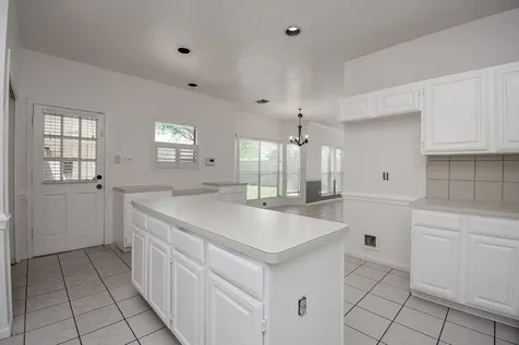 4311 Glen Avon Drive Pasadena TX 77505
