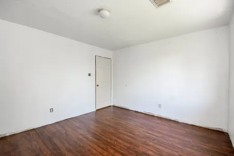 4311 Glen Avon Drive Pasadena TX 77505