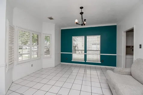 4311 Glen Avon Drive Pasadena TX 77505