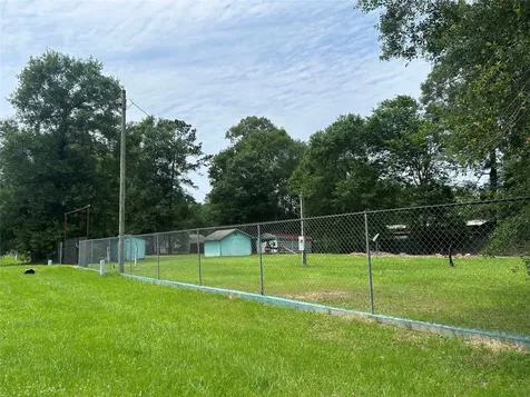 27455 Saddle Rock Lane New Caney TX 77357