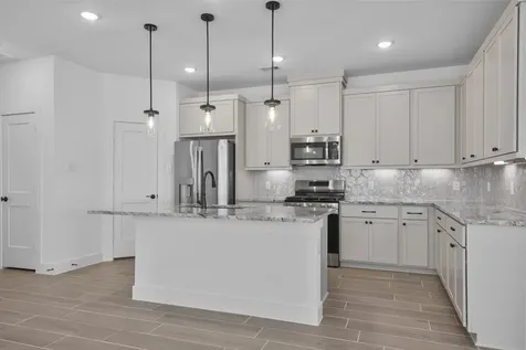 5223 Celestial Court Iowa Colony TX 77583