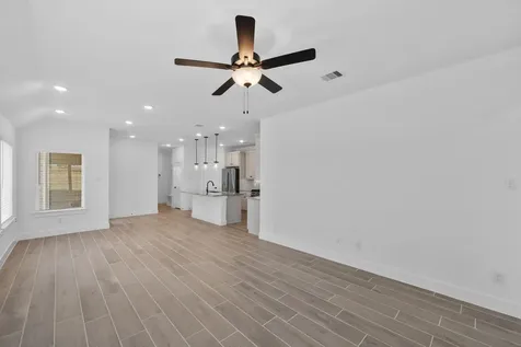 5223 Celestial Court Iowa Colony TX 77583