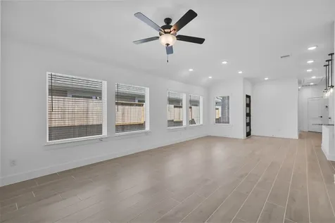 5223 Celestial Court Iowa Colony TX 77583