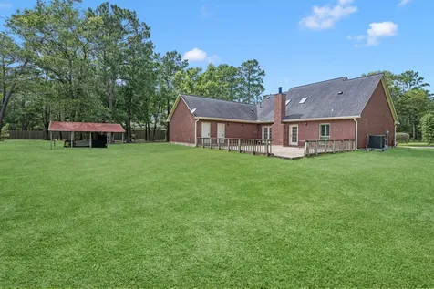 205 Mohawk Lane Wallisville TX 77597