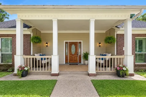 205 Mohawk Lane Wallisville TX 77597