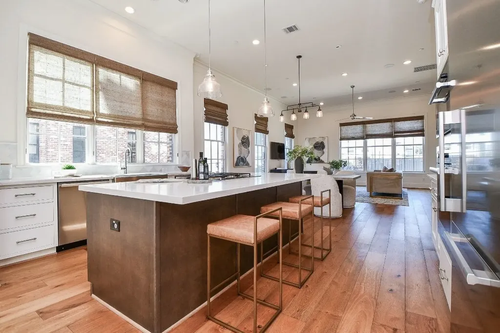 5 Robita Street Houston TX 77019