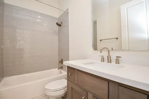 5 Robita Street Houston TX 77019