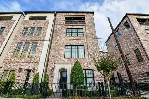 5 Robita Street Houston TX 77019