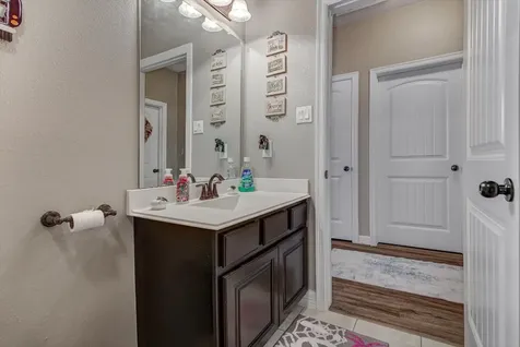 11918 Mulberry Drive Mont Belvieu TX 77535