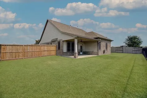 11918 Mulberry Drive Mont Belvieu TX 77535