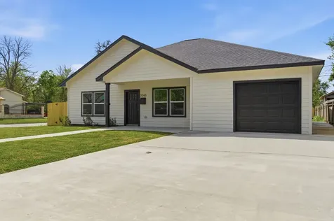 7040 Kinney Street Houston TX 77087