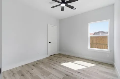 7040 Kinney Street Houston TX 77087