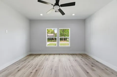 7040 Kinney Street Houston TX 77087
