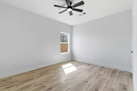 7040 Kinney Street Houston TX 77087