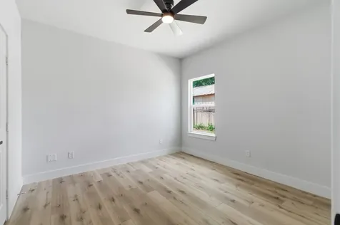 7040 Kinney Street Houston TX 77087