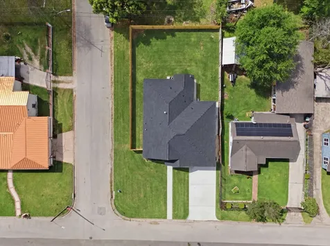 7040 Kinney Street Houston TX 77087
