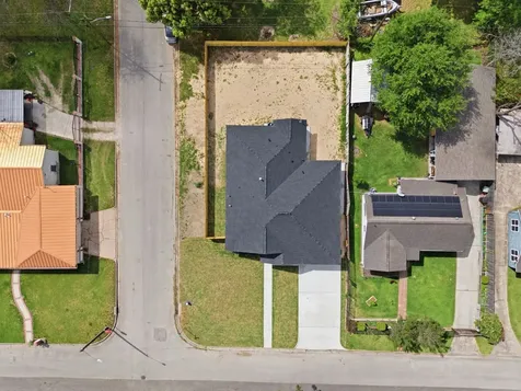 7040 Kinney Street Houston TX 77087