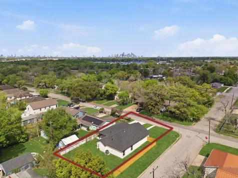 7040 Kinney Street Houston TX 77087