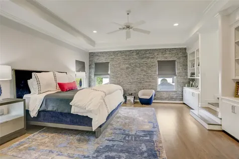 4806 Wedgewood Drive Bellaire TX 77401