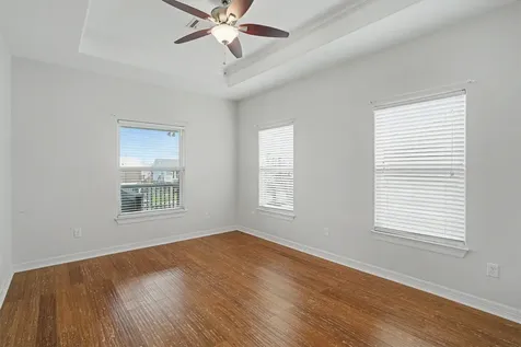 437 Pompano Street Bayou Vista TX 77563