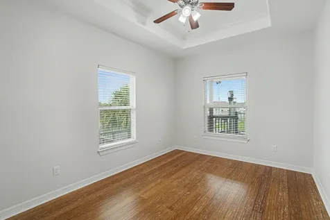 437 Pompano Street Bayou Vista TX 77563