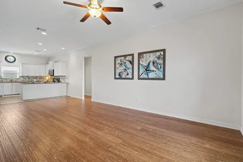 437 Pompano Street Bayou Vista TX 77563