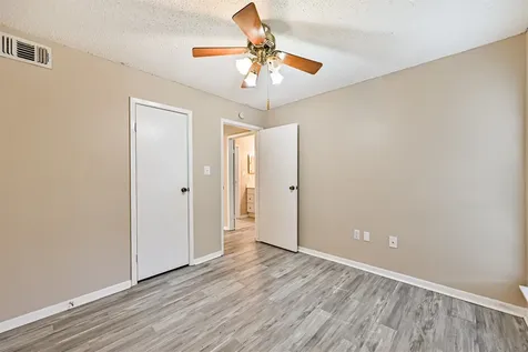 260 El Dorado Boulevard 2008 Houston TX 77598