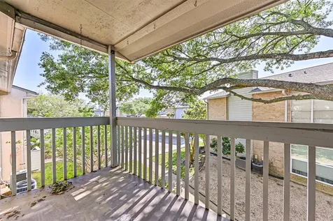 260 El Dorado Boulevard 2008 Houston TX 77598