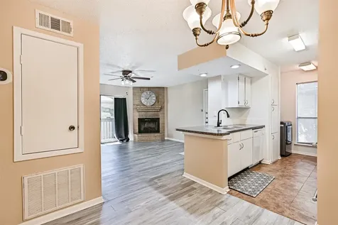 260 El Dorado Boulevard 2008 Houston TX 77598