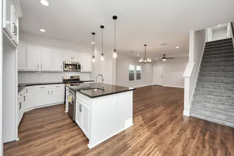 6910 J W Peavy Drive Houston TX 77011