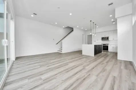 2408 Lorraine Street Houston TX 77026